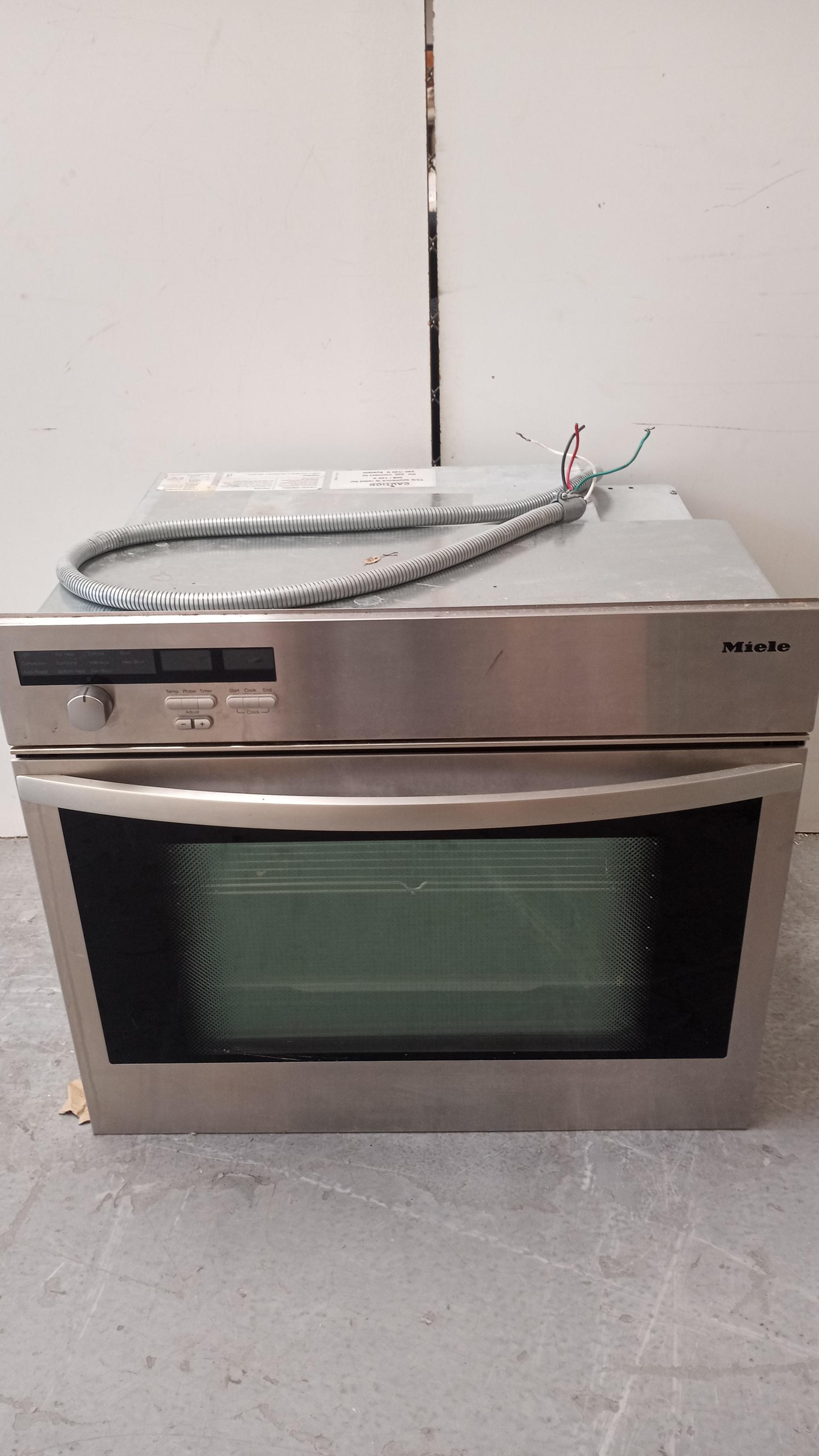 San Diego ReStore GENTLY USED Miele Oven
