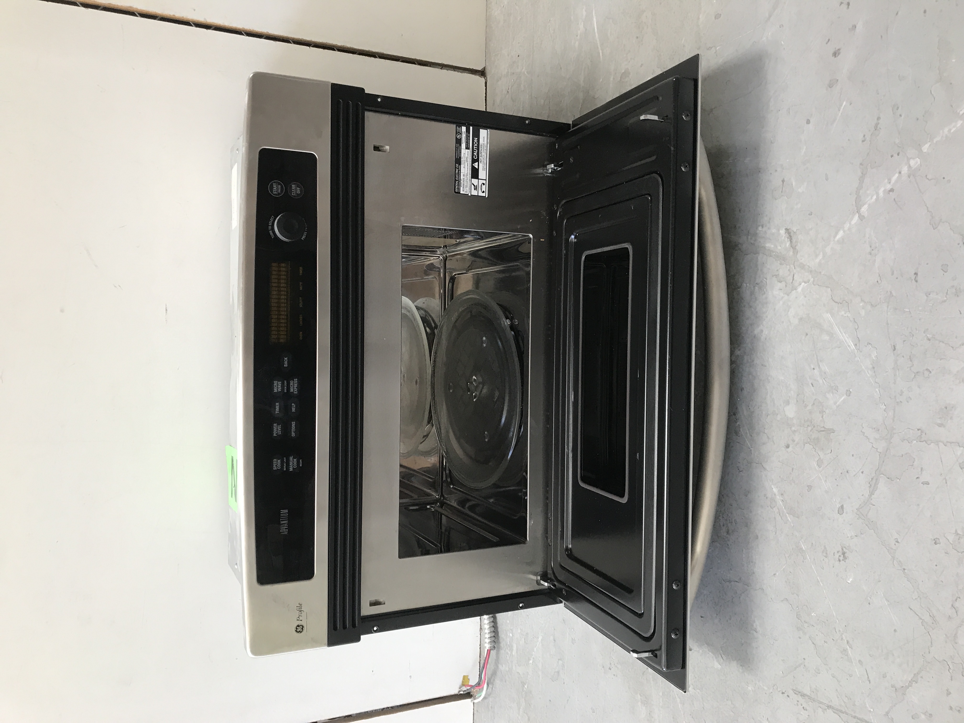 San Diego ReStore GENTLY USED GE Conventional Oven