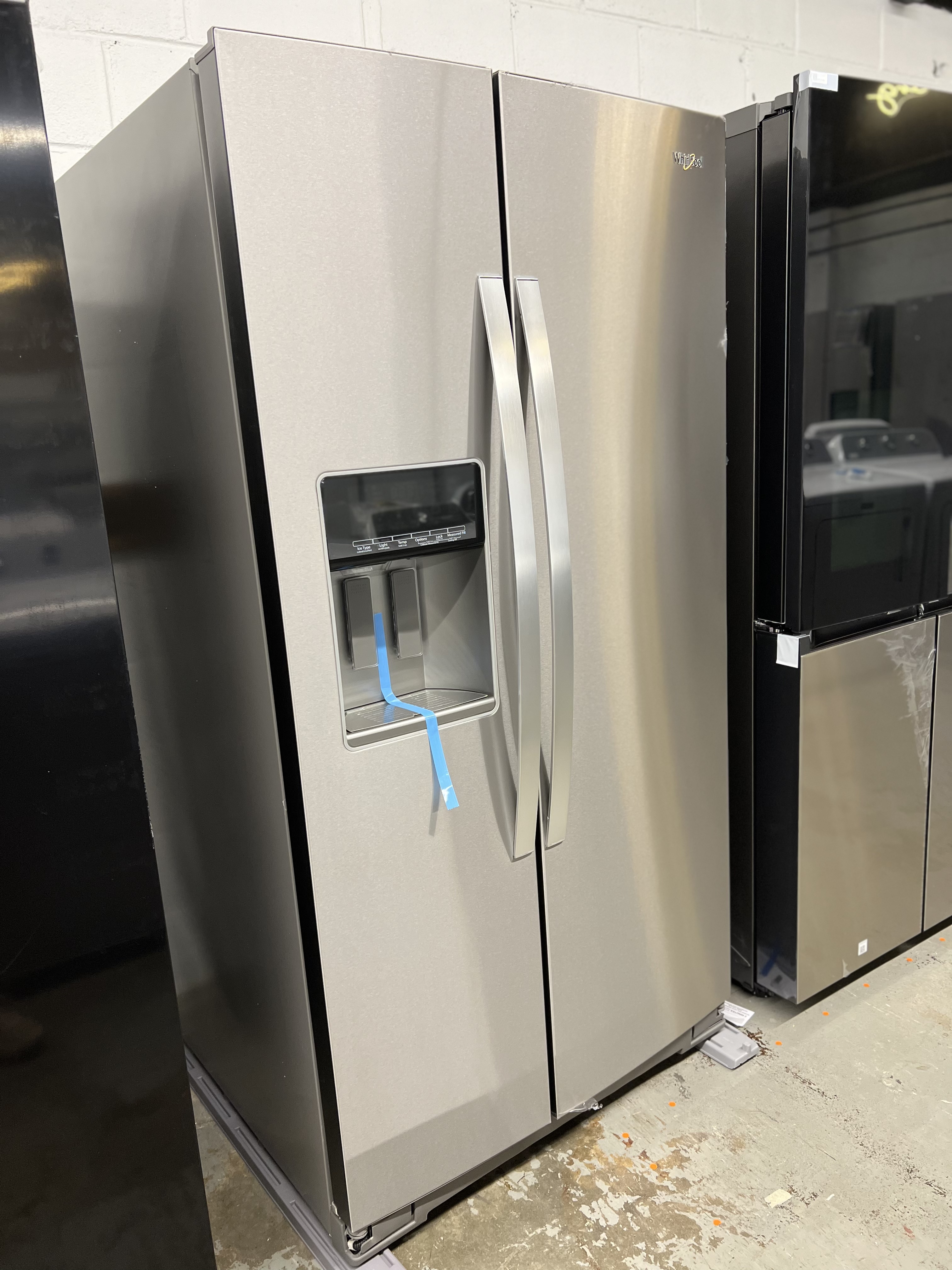 Ready For Good Whirlpool 28.4cu ft SidebySide Refrigerator with Ice Maker, Water and Ice