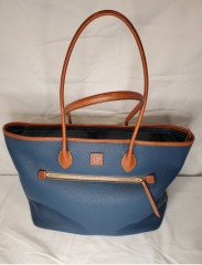 Dooney & Bourke Tote