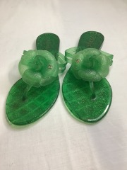 Chanel size 36 Green Jelly Sandals