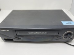 DAEWOO Model DV-T47N HiFi 4 Head VCR VHS Player No Remote TESTED