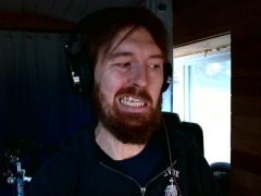 Thing?? * Silly item?? * boo??