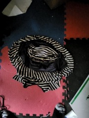 Thing?? * Silly item?? * boo??