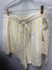 universal thread yellow\/white striped shorts XL
