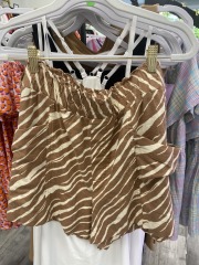universal thread brown\/white striped shorts XL