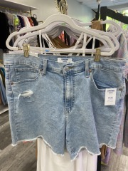 denizen from levi blue jean shorts 16\/W33