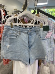 wild fable blue super high-rise rolled cuff shorts SZ17\/3''