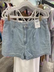 denizen from levi blue jean shorts 4\/W27