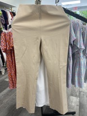 a.new day khaki kick flare casual pants SZ4\/r