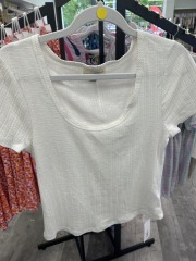 universal thread white top XL