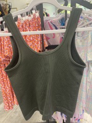 a.new day olive green tangtop L