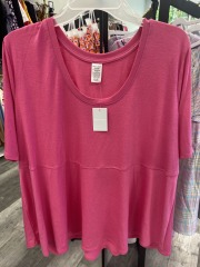 west loop pink tshirt XL