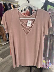 Shirts, sweaters - Women - M