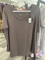 ava viv brown t-shirt 2X