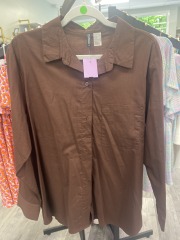 Shirts, sweaters - Men - M