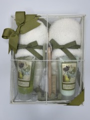 Lila Grace Ginger Pear Foot Care Gift Set