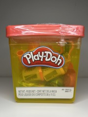 Play-Doh Fun Tub with 5 Cans of Play-Doh & 20+ Tools