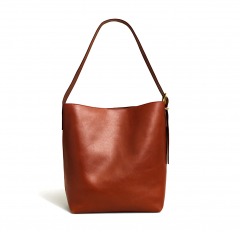 1959O2 | MADEWELL The Essential Bucket Tote | CINNAMON