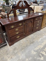 Traditional Cherry Dresser w\/mirror