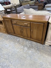 3 Door Dresser