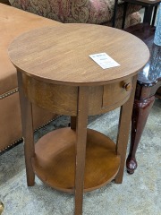 Round Accent Table w\/drawer