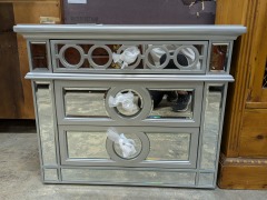 Galaxy Furniture Silver Mirrored End Table