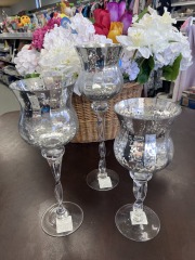 Set of 3 decorative glass