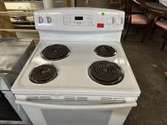 GE RANGE - ELECTRIC