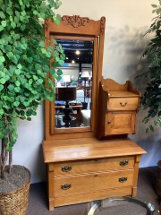 Dresser
