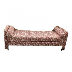 Vintage Red Rose Pattern Daybed
