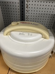 Nesco American Harvest Food Dehydrator
