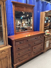 Dresser w Mirror
