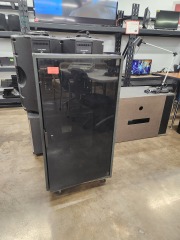 Cabinet for Rack Audio Equipment w\/ Caster Wheels