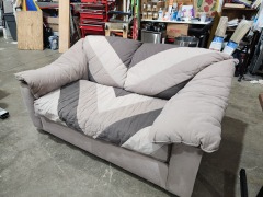 RETRO GREY LOVE SEAT