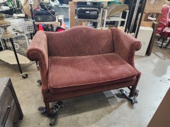 RED PAISLY LOVE SEAT