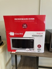 Frigidaire microwave