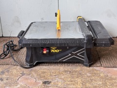 QEP 700XT Wet Tile Saw