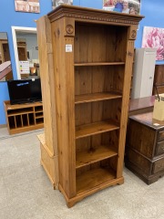 Pine Bullseye bookcase
