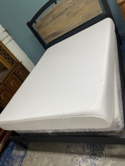 White Queen Foam Mattress