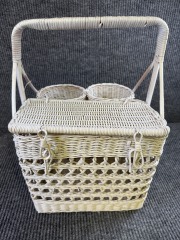 Vintage Wicker Picnic Basket with Dual Cup Holders