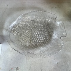 Vitntage Glass Arcoroc Fish Plate