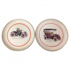 Pair of Hyaline Porcelain Auto Plates