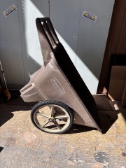 Rubbermaid Big Wheel Wheelbarrow