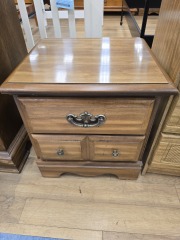 LIGHT BROWN 2 DRAWER NIGHT STAND