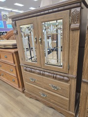 COUNTRY OAK DRESSER