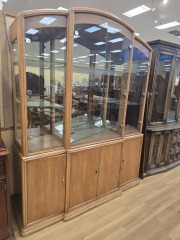 LIGHT BROWN 2 PIECE HUTCH W\/ ARCHED TOP