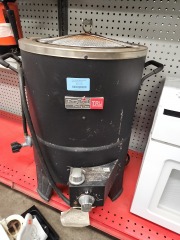 Char Broil Big Easy Oil less Turkery Fryer