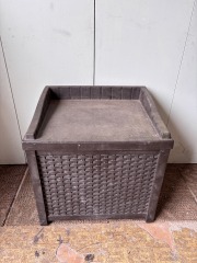 Suncast 22 Gallon Storage Box