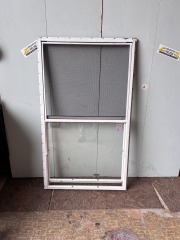 Double Hung Vinyl Window 31 1\/4\